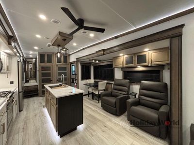 2025 Keystone Montana - Photo 5