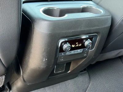 2025 GMC Yukon - Photo 37