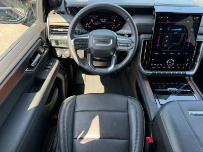 2025 GMC Yukon - Photo 16