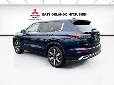 2026 Mitsubishi Outlander — rear three-quarter view