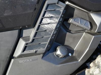 2026 Can-Am Defender MAX LONE STAR CAB HD11 - Photo 13