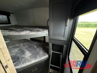 2023 Keystone RV Outback Ultra Lite - Photo 45