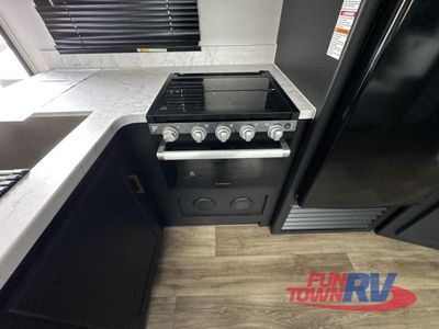 2023 Keystone RV Outback Ultra Lite - Photo 23
