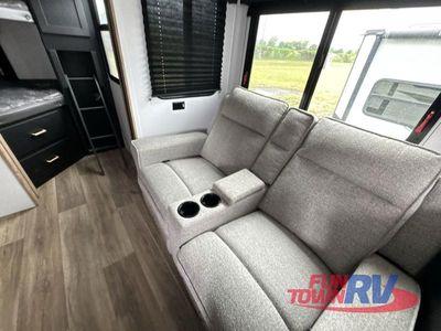 2023 Keystone RV Outback Ultra Lite - Photo 7