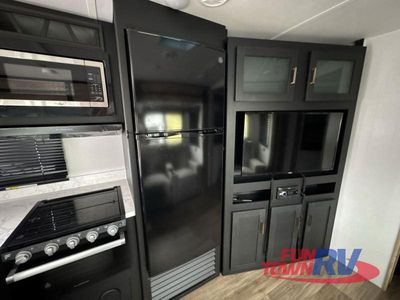 2023 Keystone RV Outback Ultra Lite - Photo 25