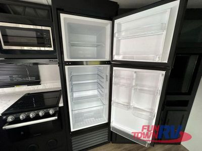 2023 Keystone RV Outback Ultra Lite - Photo 27