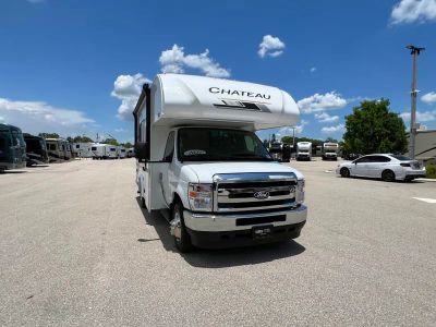 2027 Thor Motor Coach CHATEAU — front three-quarter view
