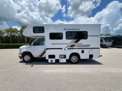 2027 Thor Motor Coach CHATEAU — photo 24 view