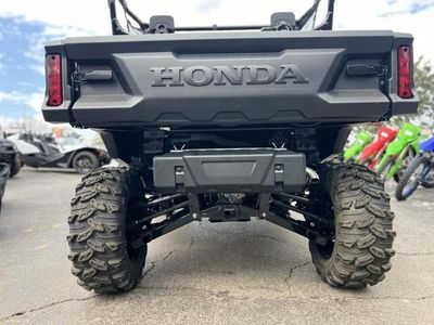 2025 Honda Pioneer 1000 - Photo 6