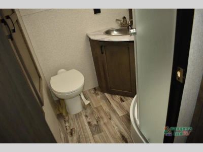 2022 Venture RV Sonic - Photo 30