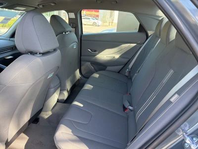 2026 Hyundai Elantra - Photo 12