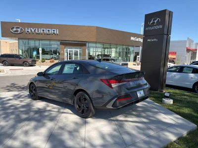 2026 Hyundai Elantra - Photo 3