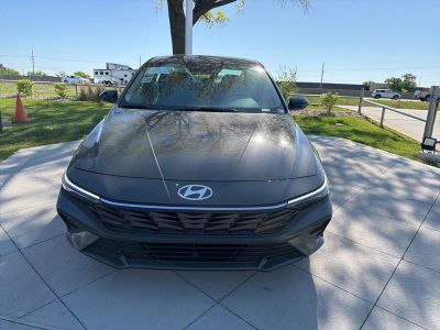 2026 Hyundai Elantra - Photo 8