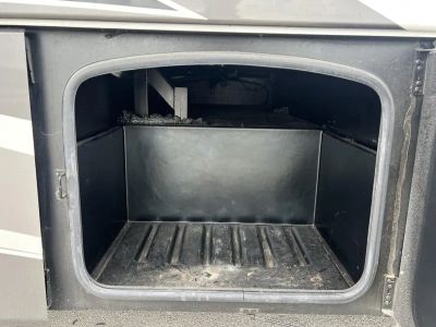 2023 Thor Motor Coach CHALLLENGER - Photo 48