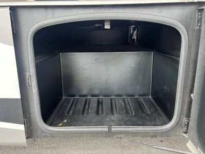 2023 Thor Motor Coach CHALLLENGER - Photo 46