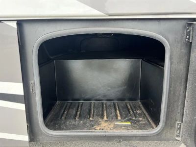 2023 Thor Motor Coach CHALLLENGER - Photo 47