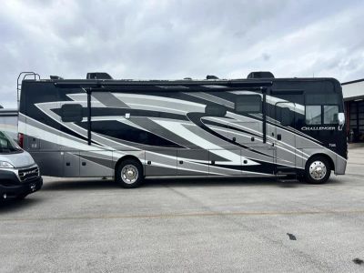 2023 Thor Motor Coach CHALLLENGER - Photo 44