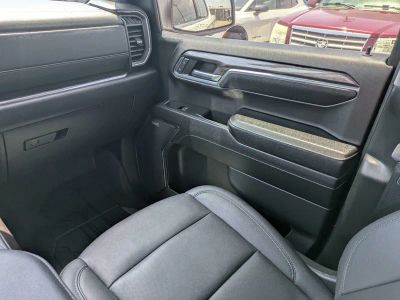 2024 Chevrolet Silverado 1500 — photo 15 view