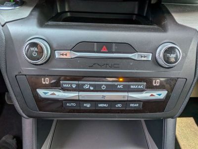 2020 Ford Explorer — photo 15 view