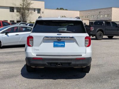 2020 Ford Explorer — interior view