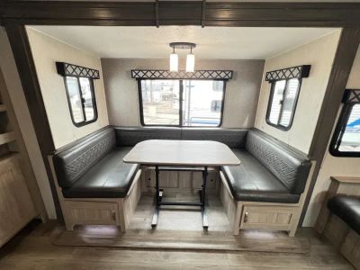 2021 Coachmen FREEDOM EXPRESS — photo 10 view