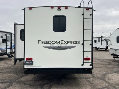 2021 Coachmen FREEDOM EXPRESS — photo 25 view