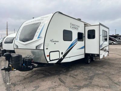 2021 Coachmen FREEDOM EXPRESS — photo 23 view