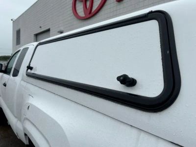 2020 Toyota Tacoma - Photo 28