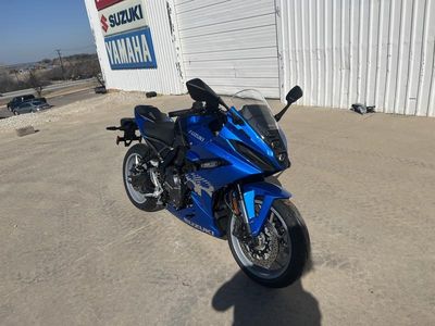 2025 Suzuki GSX-8R - Photo 1