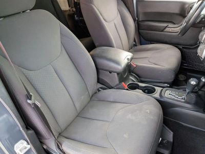 2017 Jeep Wrangler - Photo 25
