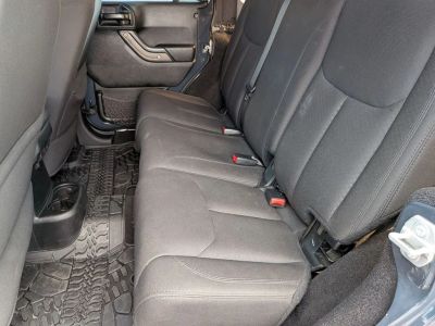 2017 Jeep Wrangler - Photo 18