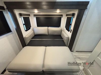 2025 Keystone Avalanche 380LT - Photo 13