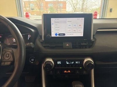 2024 Toyota RAV4 XLE - Photo 13