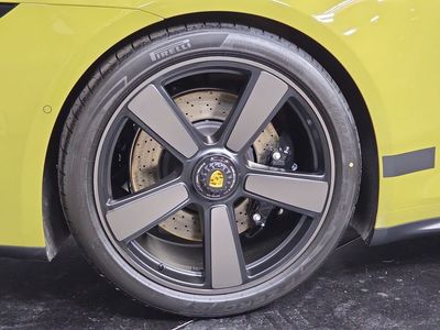 2026 Porsche 911 - Photo 29