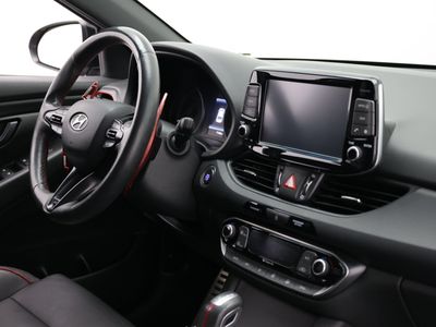 2020 Hyundai Elantra GT — photo 36 view