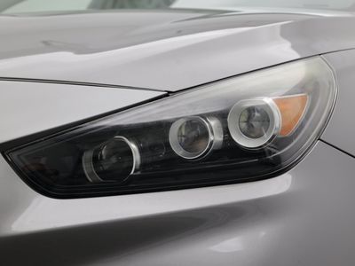 2020 Hyundai Elantra GT — photo 8 view
