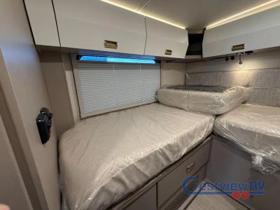 2027 Winnebago Navion - Photo 26