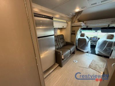 2027 Winnebago Navion - Photo 7