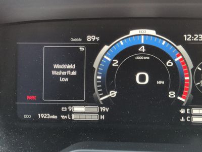 2026 Toyota Tundra Hybrid - Photo 30