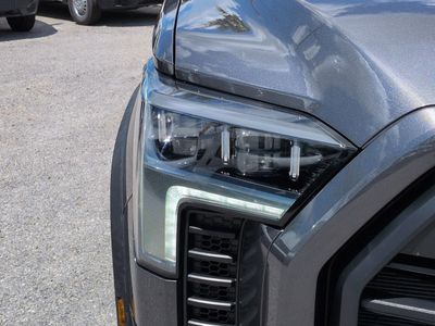 2026 Toyota Tundra Hybrid - Photo 10