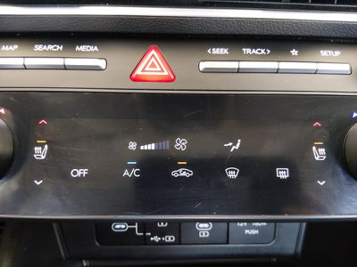 2024 Hyundai Sonata - Photo 17