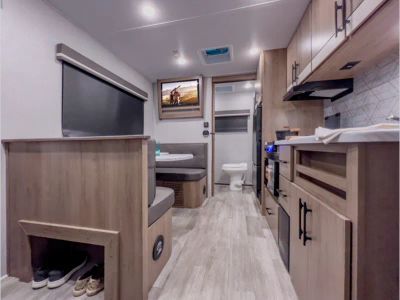 2023 Grand Design Imagine - Photo 3