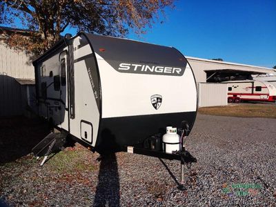 2026 Venture RV SportTrek Stinger Lite — front three-quarter view