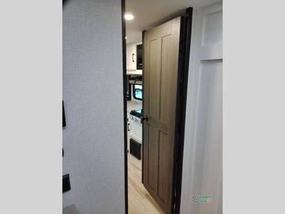2026 Venture RV SportTrek Stinger Lite — photo 37 view