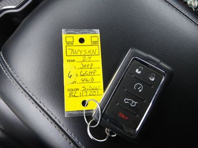 2024 Jeep Grand Cherokee 4xe - Photo 15