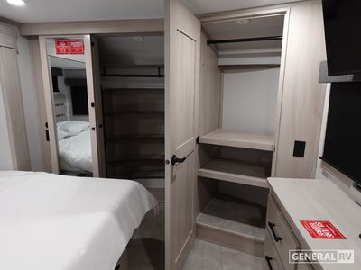 2026 Grand Design Solitude - Photo 10