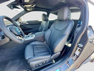 2026 BMW 4 Series — photo 15 view