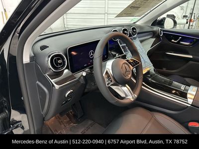 2025 Mercedes-Benz GLC - Photo 10