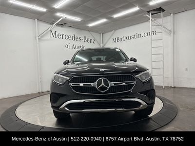 2025 Mercedes-Benz GLC - Photo 2