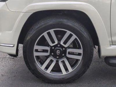 2020 Toyota 4Runner - Photo 7